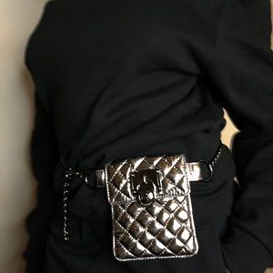 MICHAEL KORS Hamilton Lock Quilted Fanny Pack.